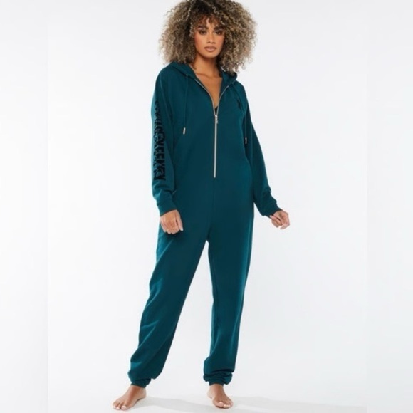 Savage x Fenty Forever Savage Showgirl Hooded OnesieHunter Green